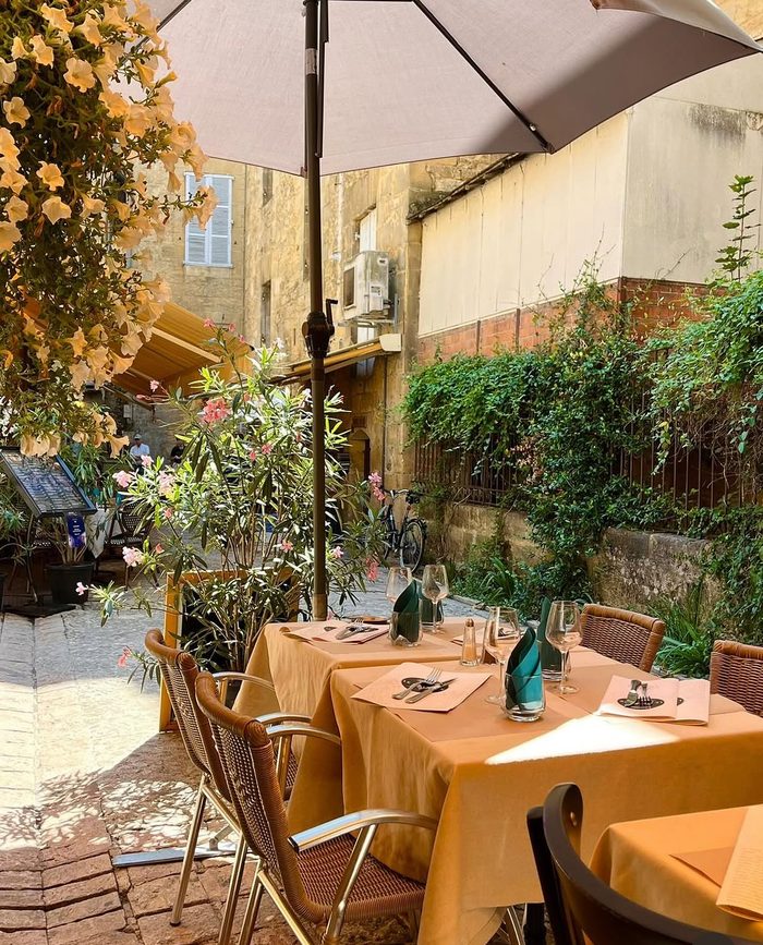 Salle du restaurant Le Malraux à Sarlat-la-Canéda